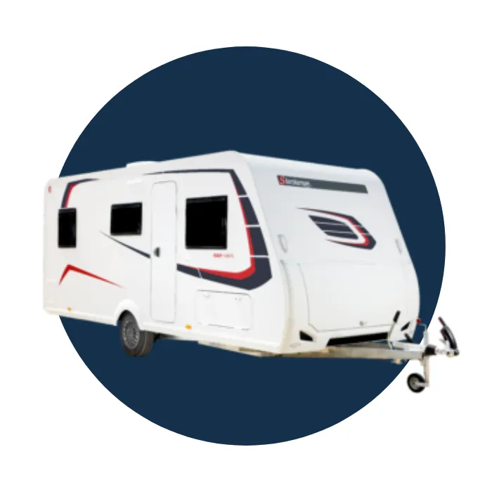 Alquiler de caravana perfilada Sterckeman 420 CP en Madrid para 6 personas.